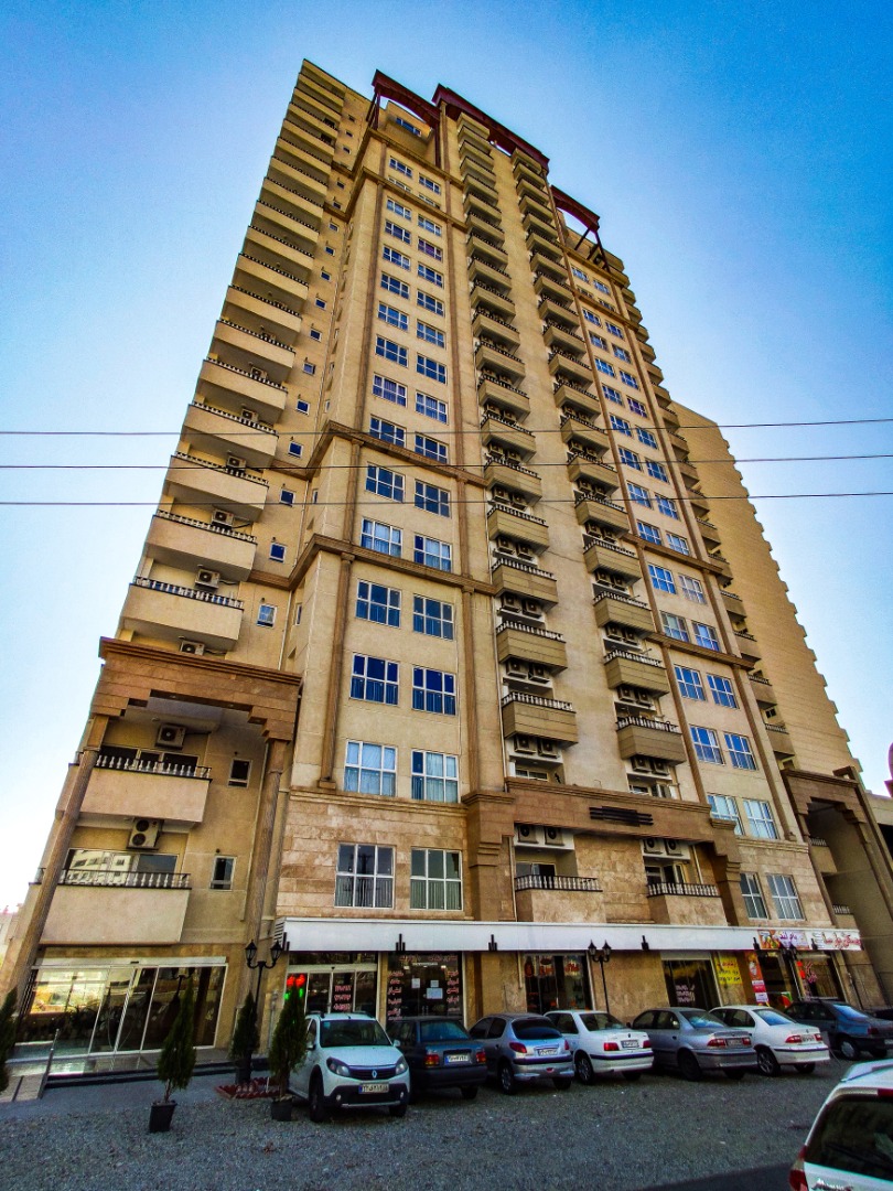 برج رزلند دریاچه چیتگر