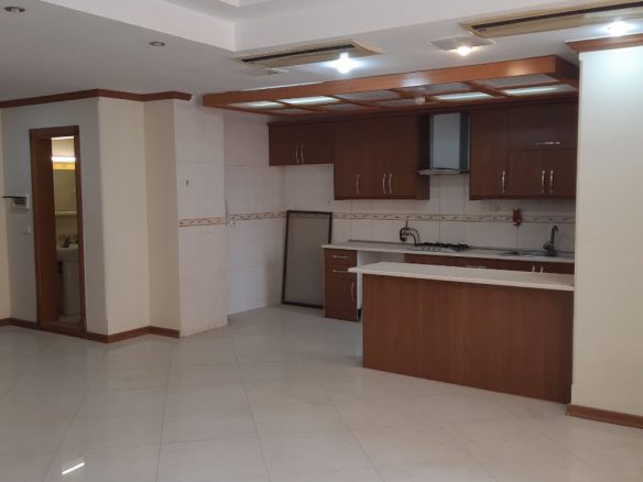 photo 2024 06 18 17 39 24 فروش واحد 3 خواب دریاچه چیتگر