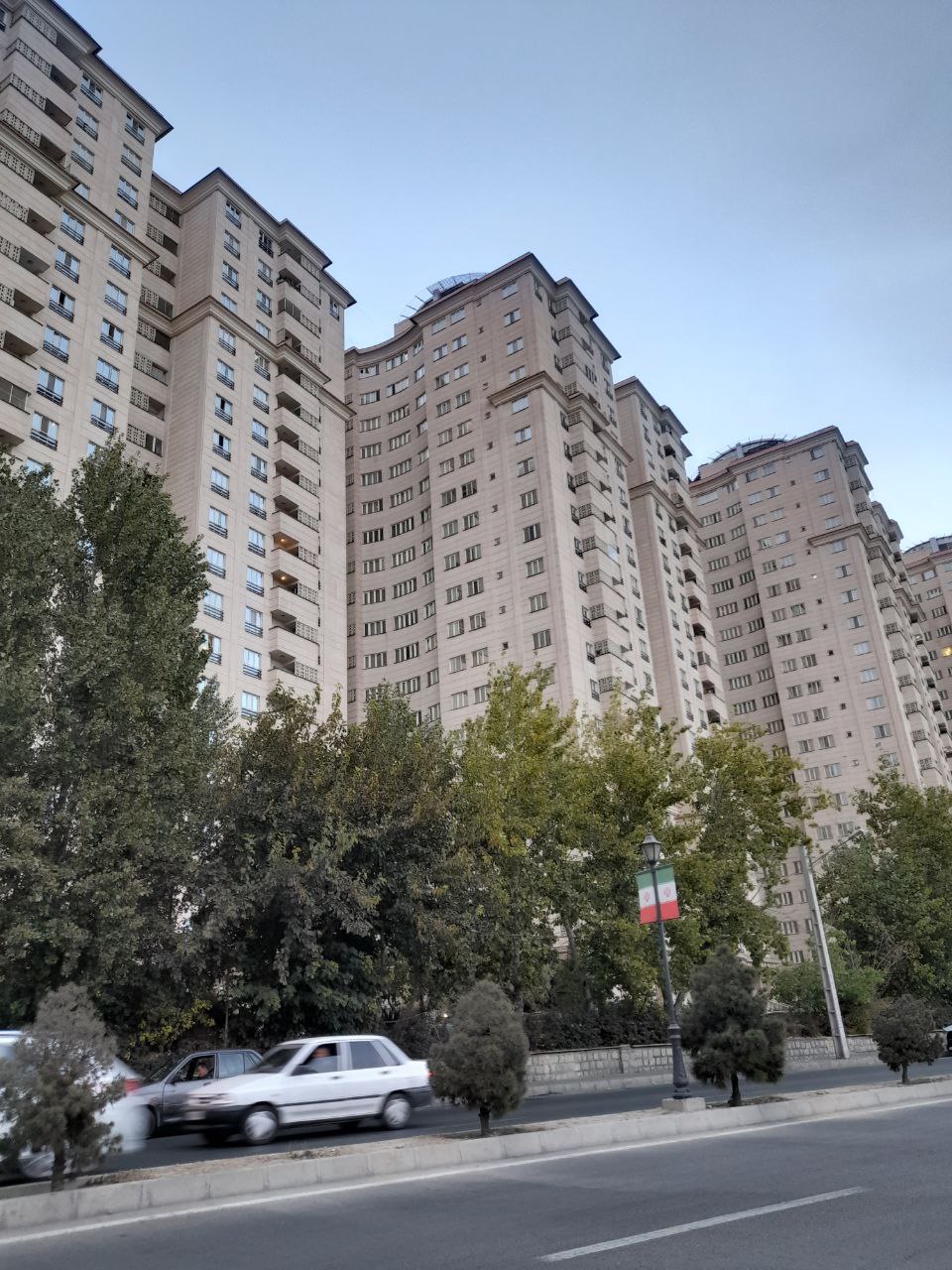 photo 2025 11 17 17 21 20 2 فروش واحد سه خواب صیاد2